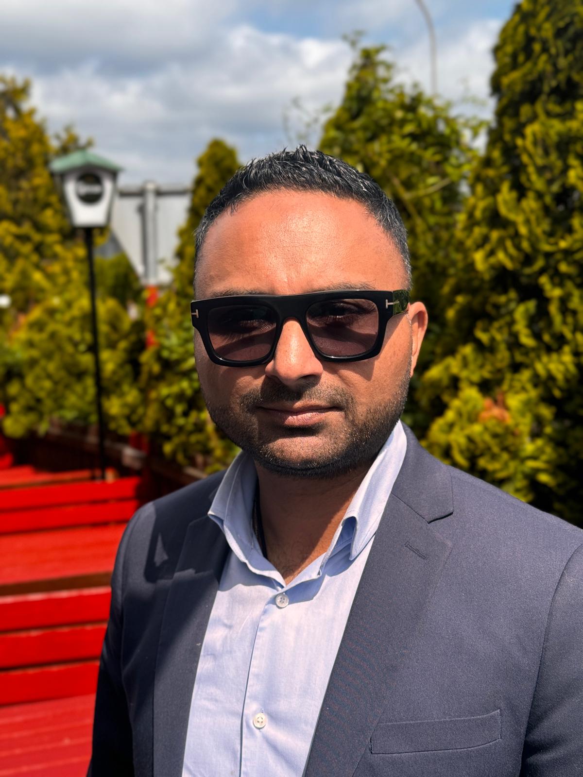 Our Team Baljinder Sokhy Sky Limousine Austria manager owner